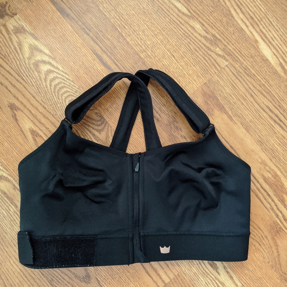 SheFit Flex Sports Bra, size 3 Luxe